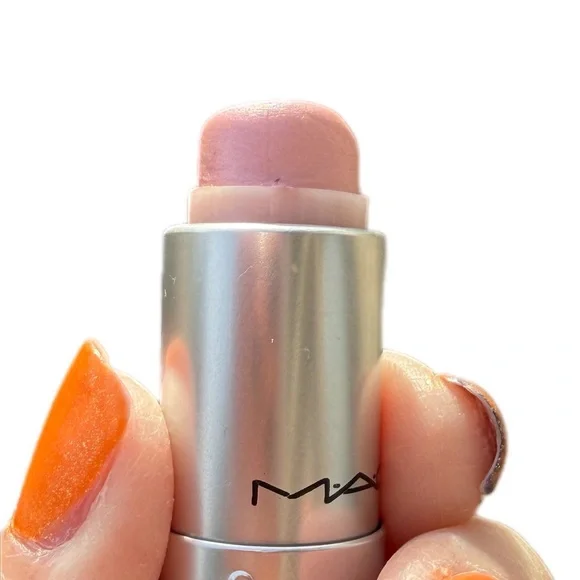 Mac cosmetics lipsticks (2) - Picture 9 of 16